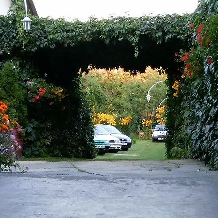Akac Vendeghaz *